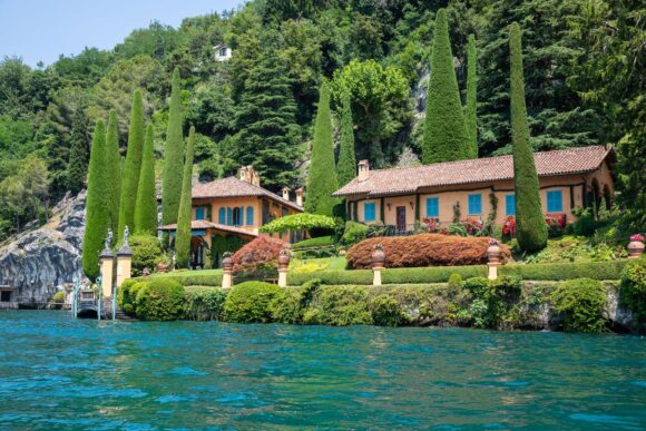 Lake Como boat tour - Villa Cassinella